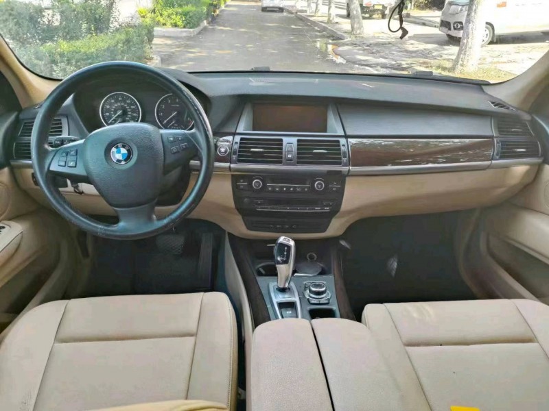 北京13年宝马X54