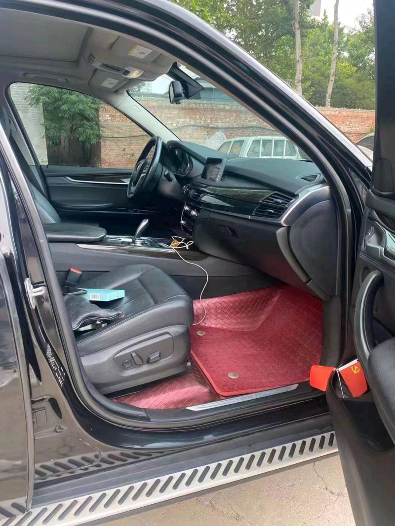 北京13年宝马X57