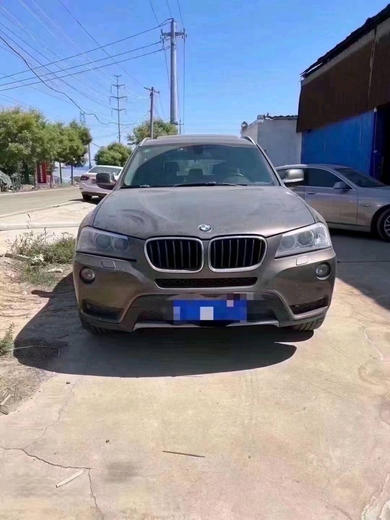 北京13年宝马X31