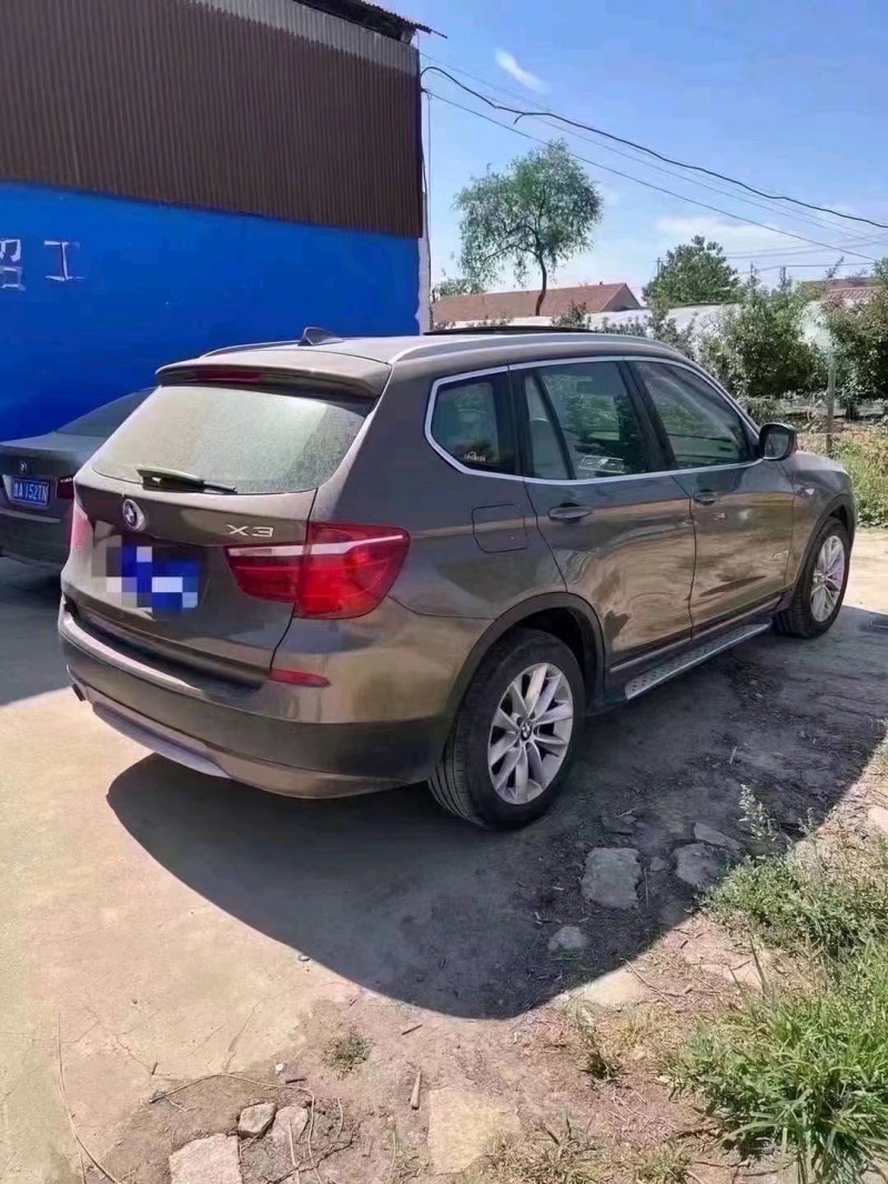 北京13年宝马X36