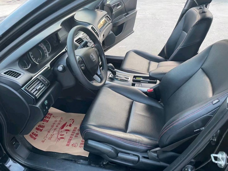 徐州17年本田雅阁3