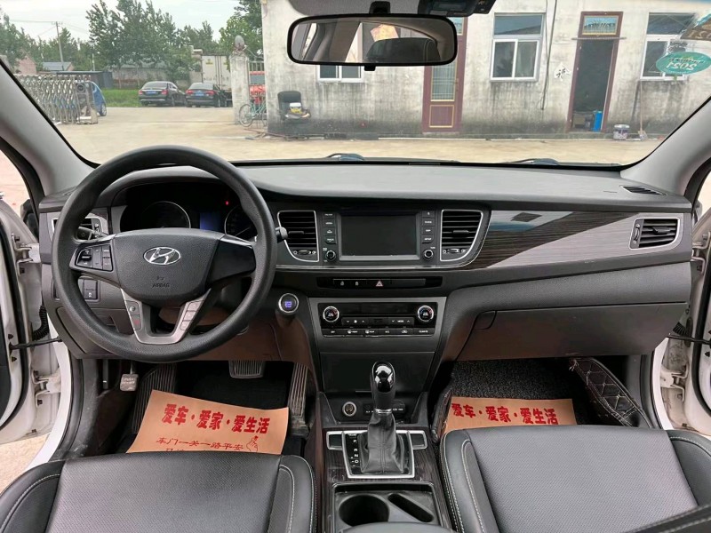 徐州17年现代名图5