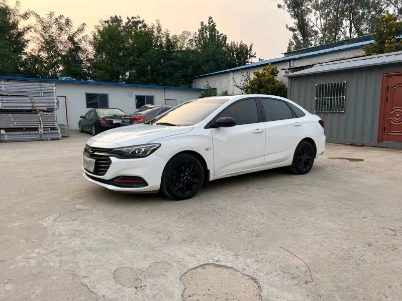 徐州19年雪佛兰科鲁泽3