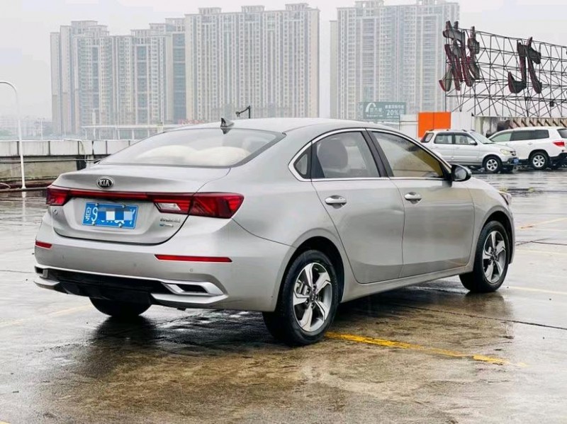 东莞19年起亚K38