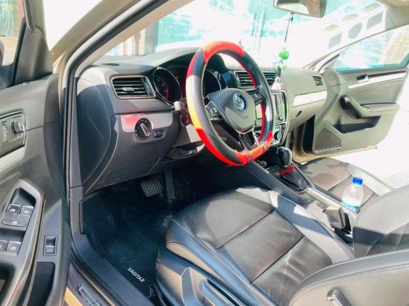 东莞17年大众速腾4