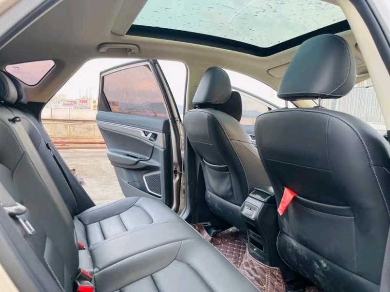 东莞18年吉利帝豪GS6