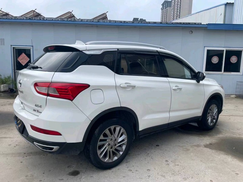 济宁17年传祺GS42