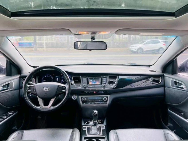 东莞16年现代名图5