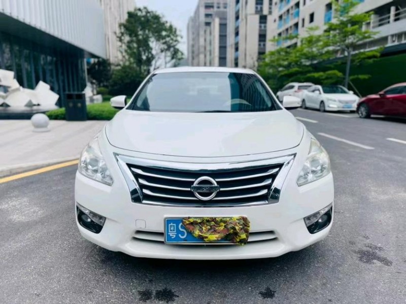 东莞16年日产天籁1