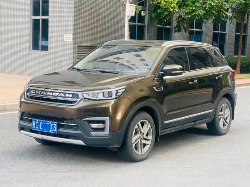 东莞18年长安汽车CS552