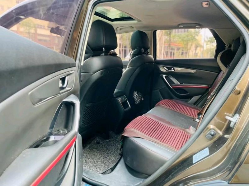 东莞18年长安汽车CS556