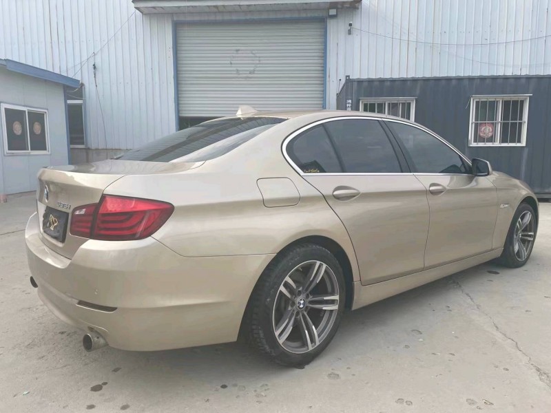 济宁11年宝马5系8