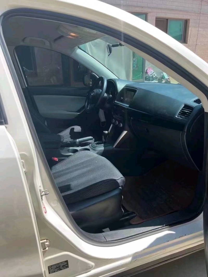 保定15年马自达CX-54