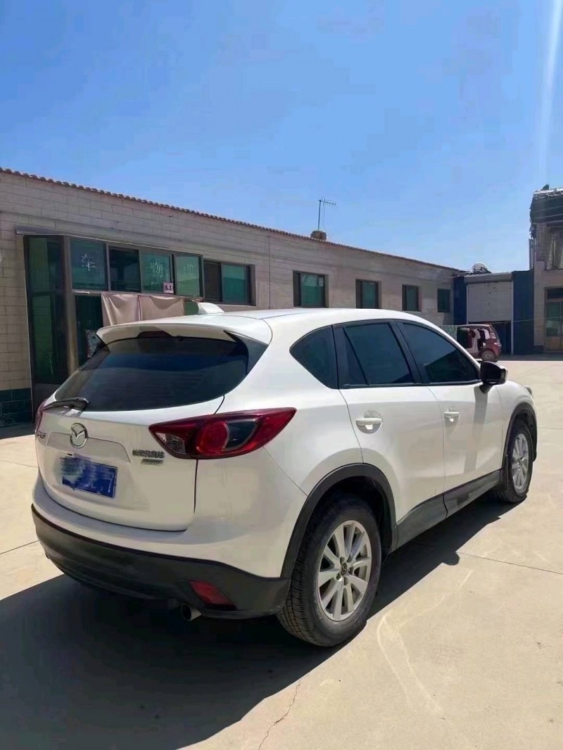 保定15年马自达CX-57