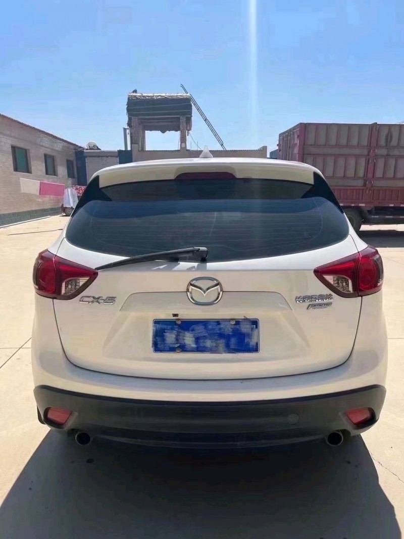 保定15年马自达CX-58