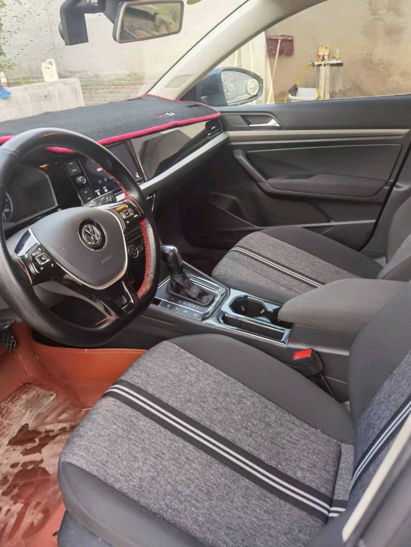 保定21年大众朗逸4