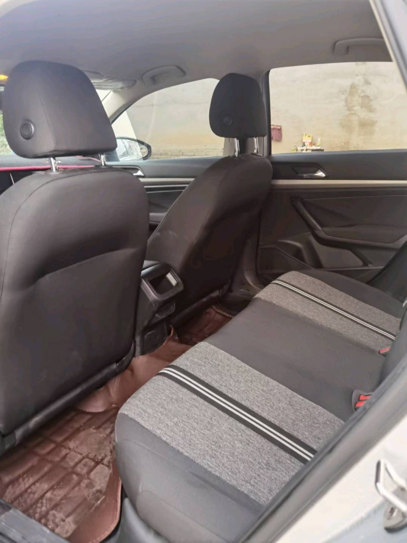 保定21年大众朗逸5