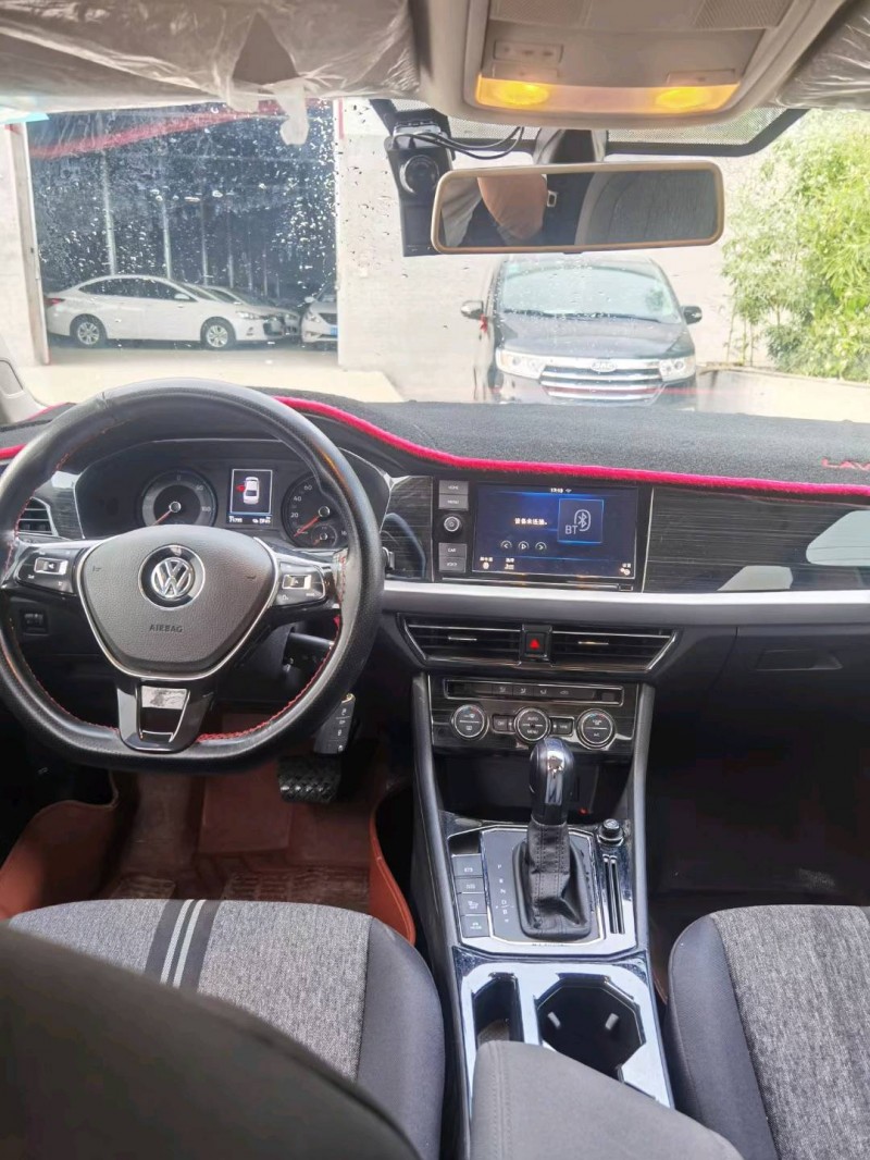 保定21年大众朗逸6