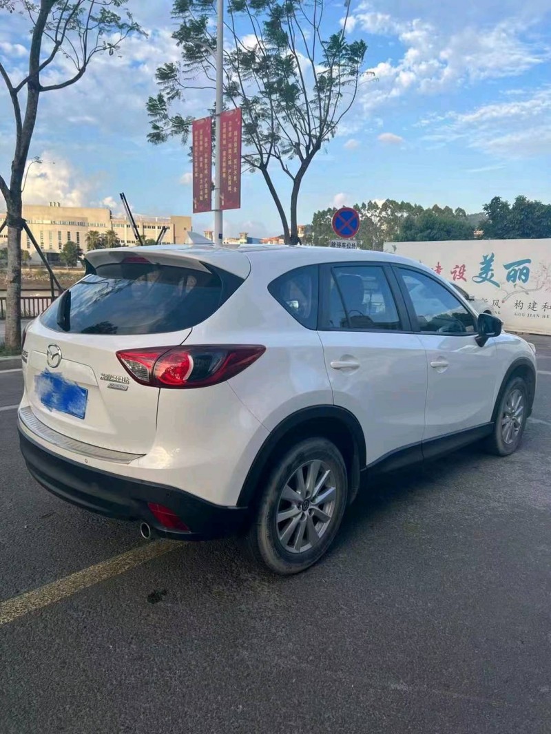 三明16年馬自達CX-58