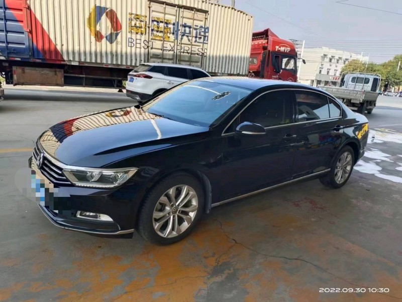 保定16年大众迈腾2