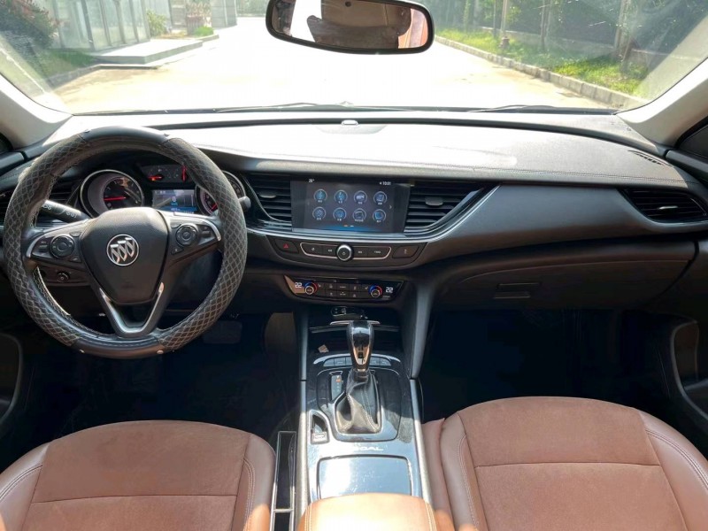 盐城19年别克君威4