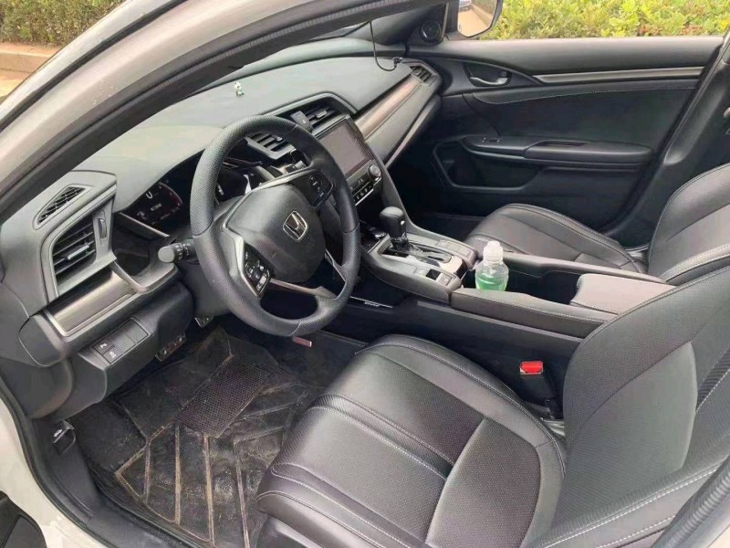 枣庄22年本田思域7