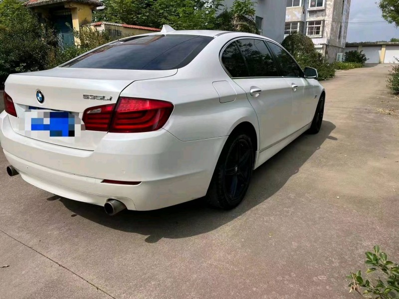 枣庄11年宝马5系9
