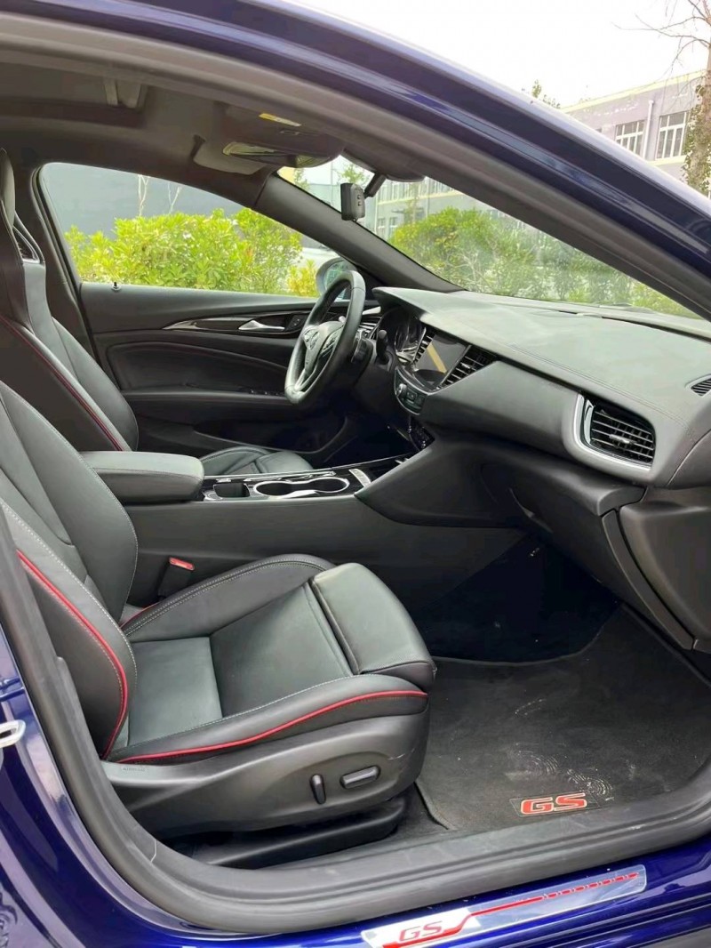 徐州21年别克君威6