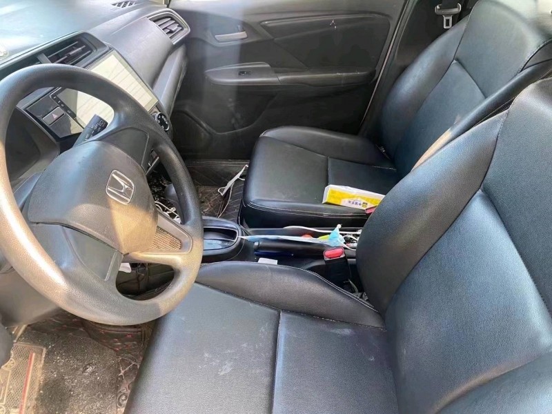 东营19年本田飞度4