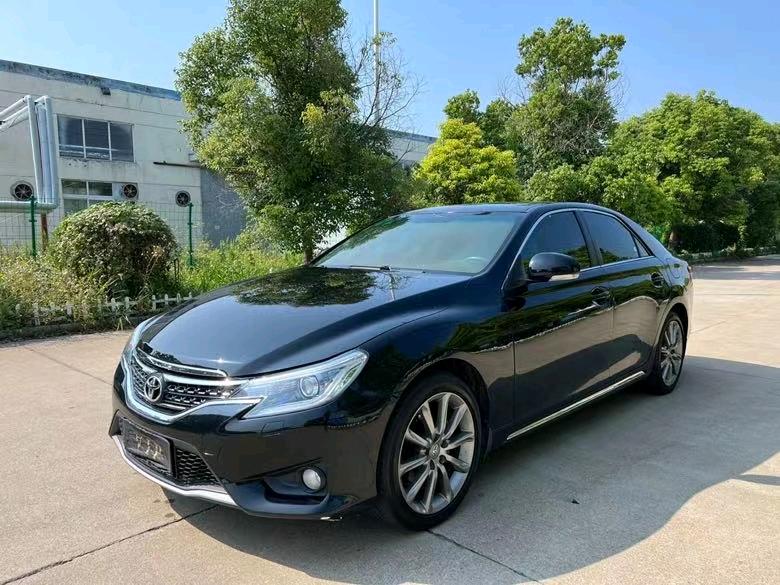 盐城15年丰田锐志3