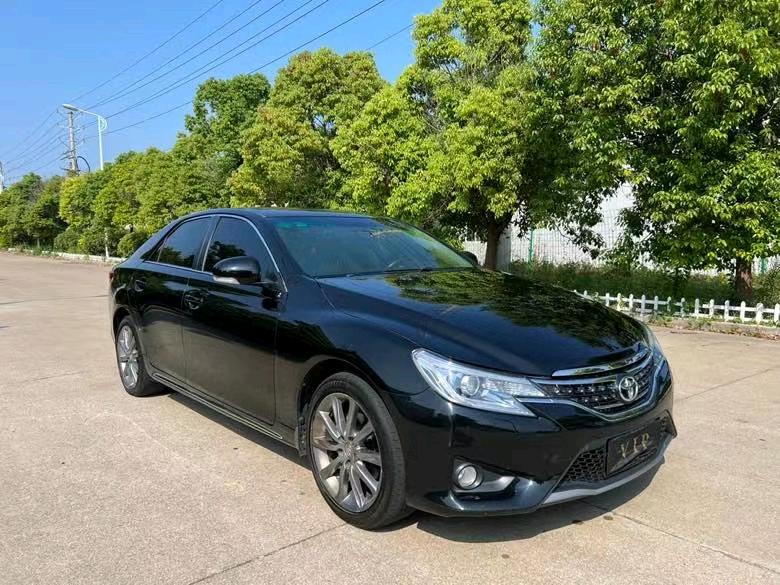 盐城15年丰田锐志2