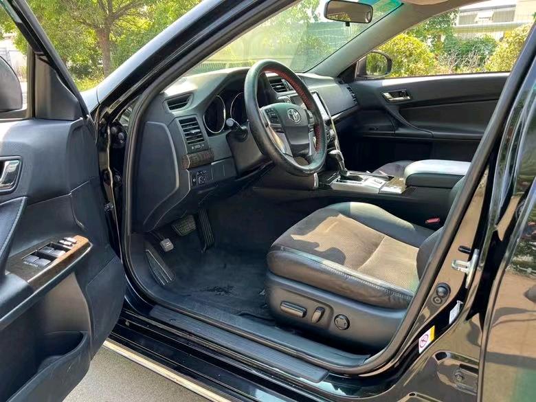 盐城15年丰田锐志4