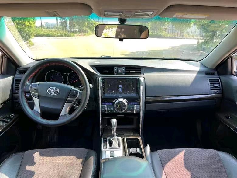 盐城15年丰田锐志7