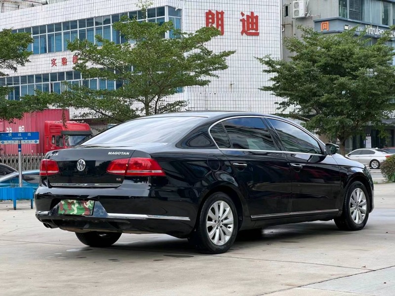 东莞15年大众迈腾8