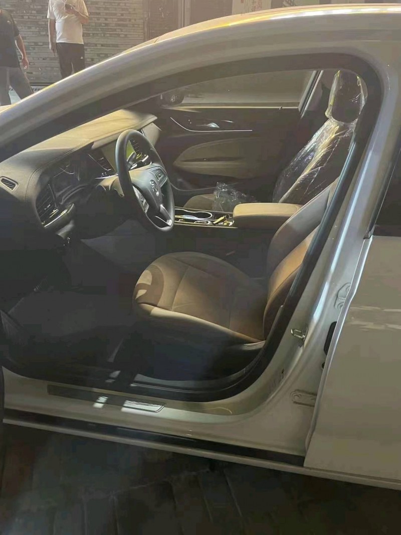 邢台22年别克君威7