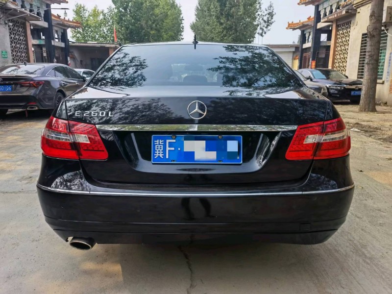 保定13年奔驰E9