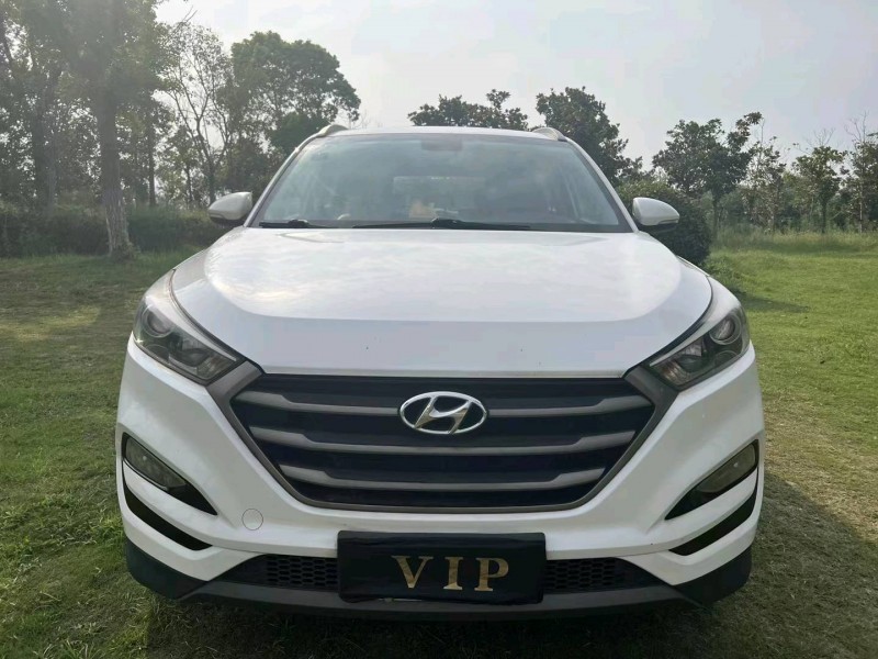 泰州16年现代途胜1