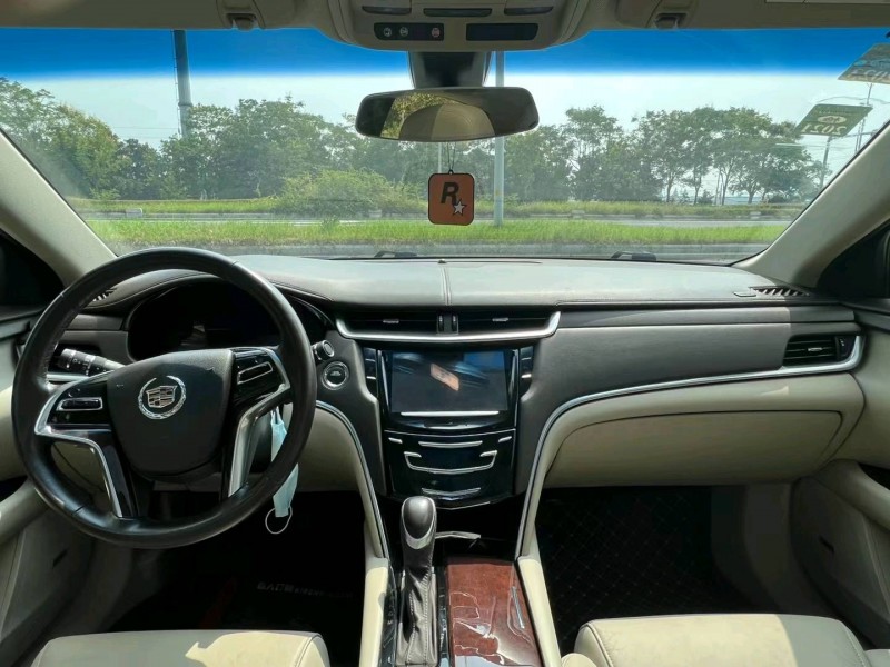 泰州15年凯迪拉克XTS4