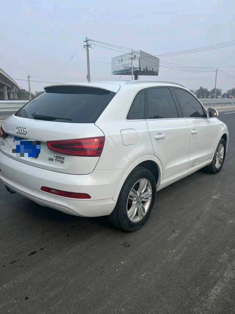 东营15年奥迪Q36