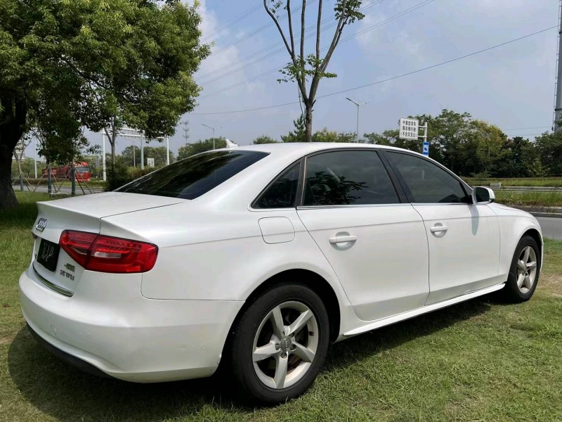 泰州14年奥迪A4L8