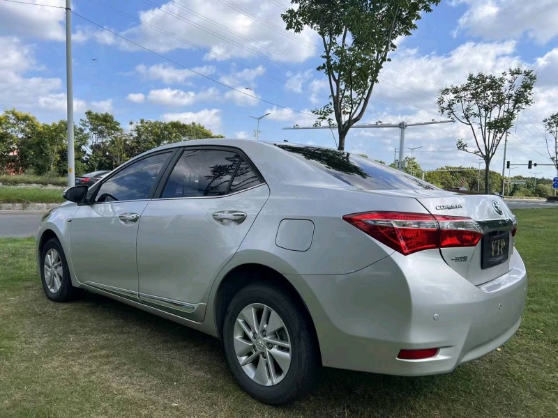 泰州16年丰田卡罗拉3