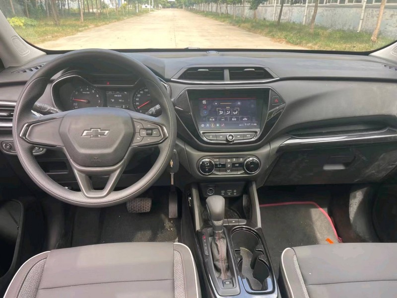 北京22年雪佛兰创界5