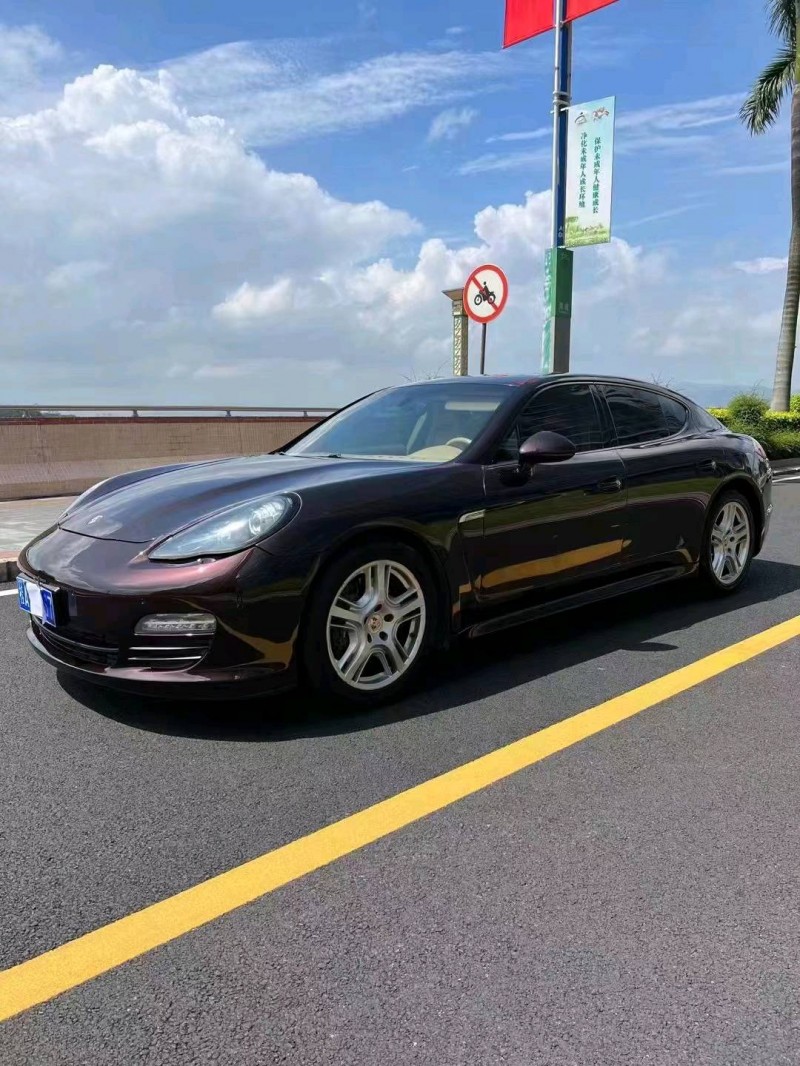 廣州12年保時捷帕拉梅拉3