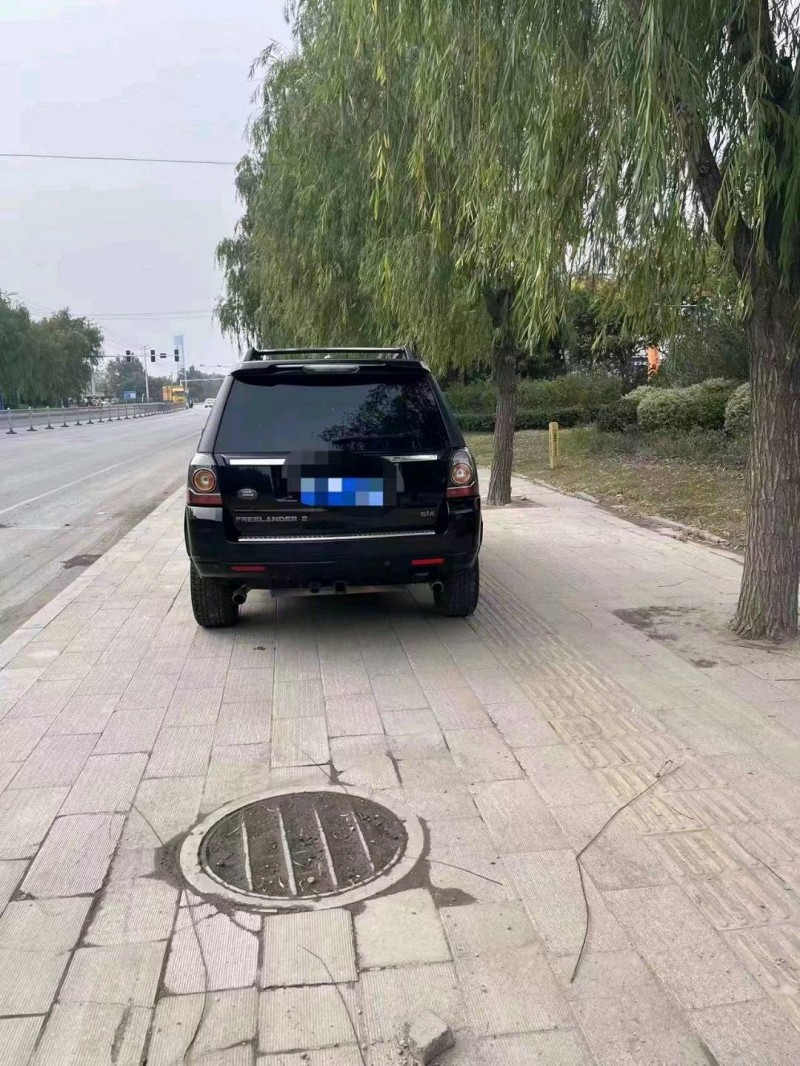 枣庄13年路虎发现神行4