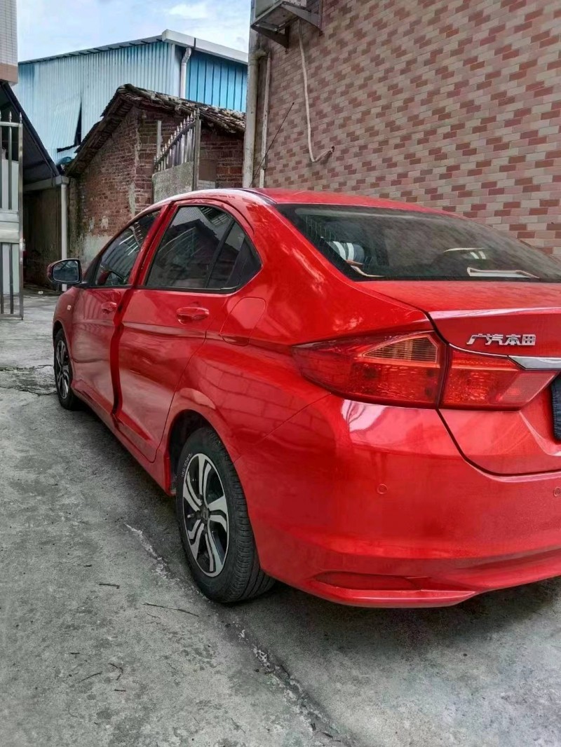 广州16年本田锋范4