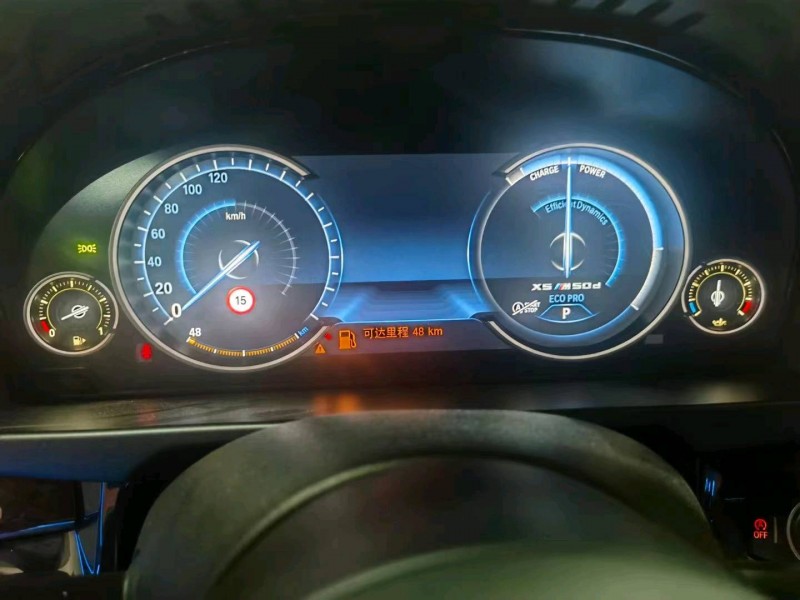 北京16年宝马X59