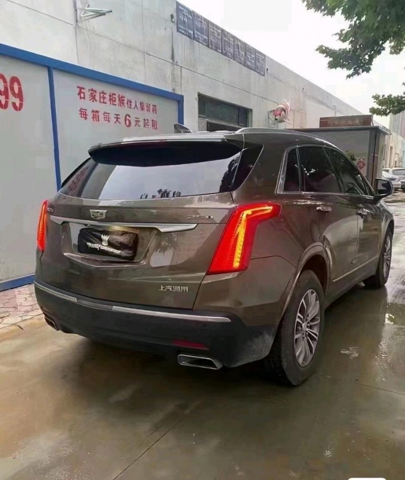 邯鄲17年凱迪拉克XT53