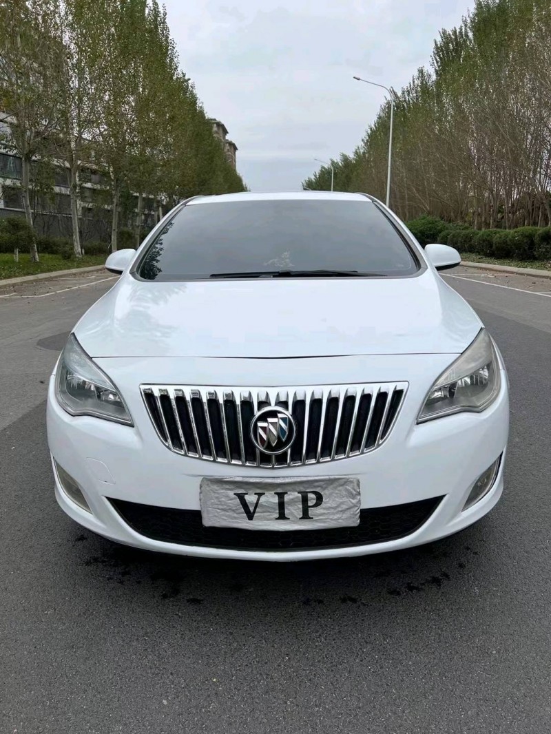 沈阳11年别克英朗1