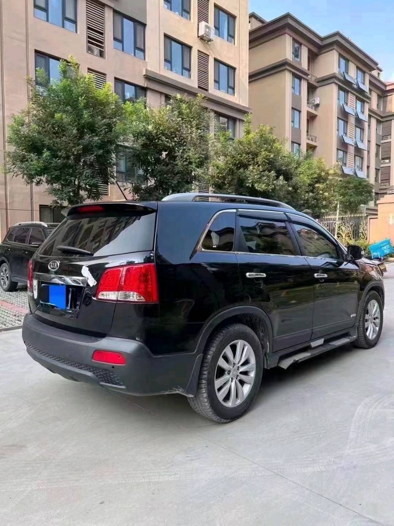 东营12年起亚索兰托4