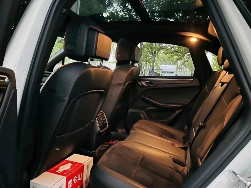 棗莊15年保時捷Macan6